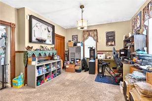 303 W Grant St, Houston, PA 15342 - Photo 17