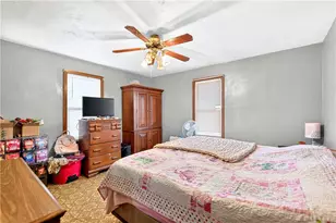 303 W Grant St, Houston, PA 15342 - Photo 23