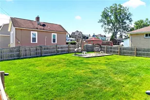 303 W Grant St, Houston, PA 15342 - Photo 37