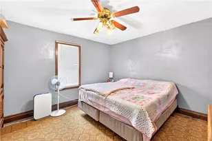 303 W Grant St, Houston, PA 15342 - Photo 25