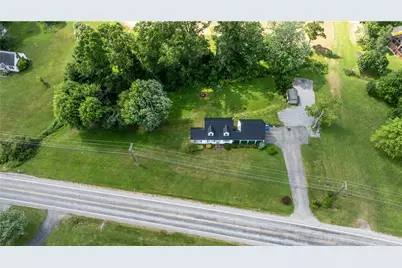 1912 Harlansburg Rd, Hickory Township, PA 16101 - Photo 25
