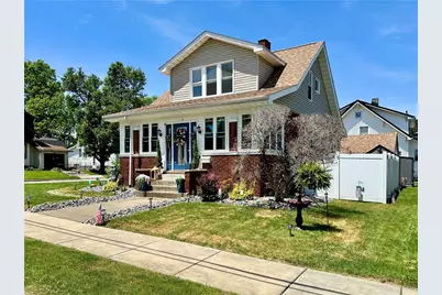 303 E Meyer Avenue, New Castle, PA 16105 - Photo 3