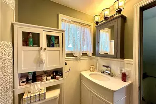 303 E Meyer Ave, New Castle, PA 16105 - Photo 37
