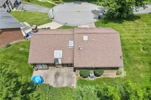 4874 Leona Dr, Pittsburgh, PA 15227 - Photo 33