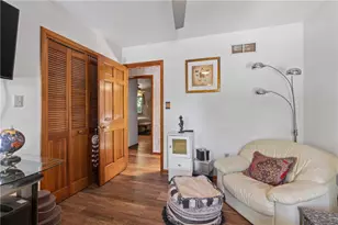 4874 Leona Dr, Pittsburgh, PA 15227 - Photo 15