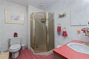 4874 Leona Dr, Pittsburgh, PA 15227 - Photo 21