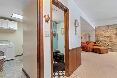 4874 Leona Dr, Pittsburgh, PA 15227 - Photo 25