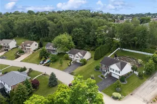 74 Laurel Dr, Hempfield Township, PA 15601 - Photo 9