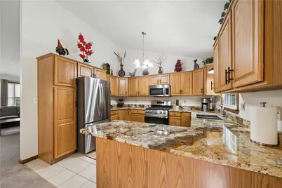 74 Laurel Dr, Hempfield Township, PA 15601 - Photo 5