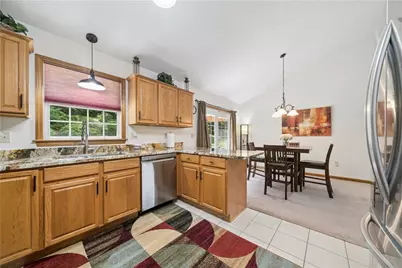 74 Laurel Dr, Hempfield Township, PA 15601 - Photo 9
