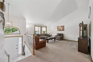 74 Laurel Dr, Hempfield Township, PA 15601 - Photo 15