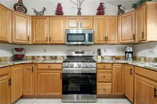74 Laurel Dr, Hempfield Township, PA 15601 - Photo 25
