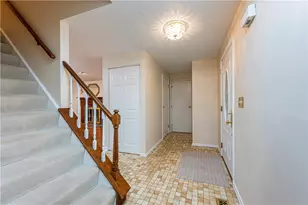 52 Greenview, Hempfield Township, PA 15644 - Photo 9