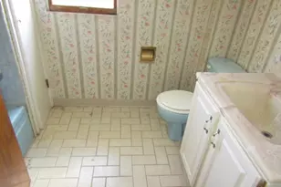 118 Euclid Ave, Stowe Township, PA 15136 - Photo 11