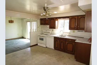118 Euclid Ave, Stowe Township, PA 15136 - Photo 9