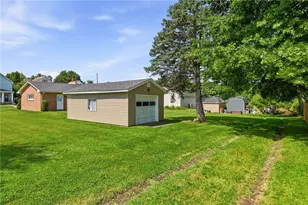 306 Pine St, Zelienople, PA 16063 - Photo 37
