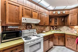334 E State St, Sharon, PA 16146 - Photo 13