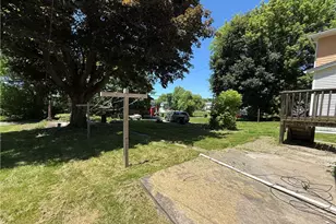 818 S Oakland Ave, Sharon, PA 16146 - Photo 25