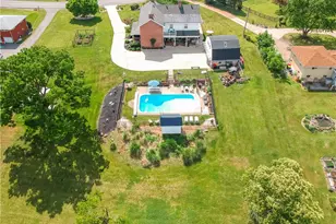 1024 Silver Ln, Robinson Twp, PA 15136 - Photo 45