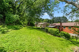 2907 Kings Mill Rd, Bethel Park, PA 15102 - Photo 27