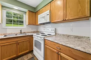 441 Moccasin Hollow Rd, Mount Pleasant Township, PA 15666 - Photo 11
