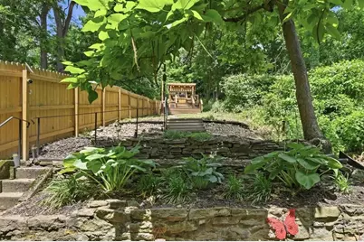 244 E Jefferson Street, Pittsburgh, PA 15212 - Photo 37