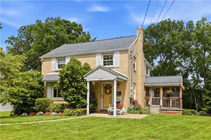 328 Canterbury Dr, Pittsburgh, PA 15238 - Photo 1