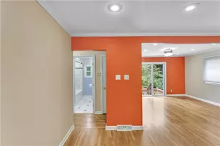 5095 Keiners Ln, Robinson Twp, PA 15205 - Photo 9