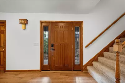 407 Hilltop Ln, Canton Township, PA 15301 - Photo 5