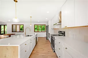 407 Hilltop Ln, Canton Township, PA 15301 - Photo 11
