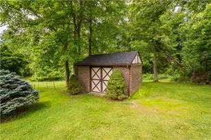 407 Hilltop Ln, Canton Township, PA 15301 - Photo 41