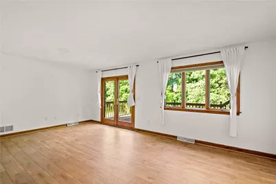 407 Hilltop Ln, Canton Township, PA 15301 - Photo 13