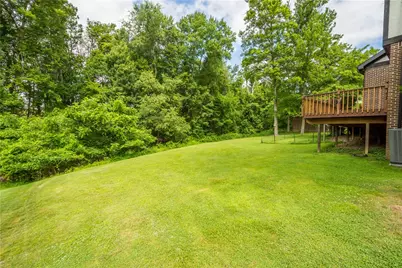 407 Hilltop Ln, Canton Township, PA 15301 - Photo 27