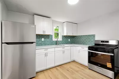 877 E 11th Ave, Munhall, PA 15120 - Photo 7