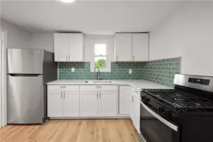 877 E 11th Ave, Munhall, PA 15120 - Photo 7