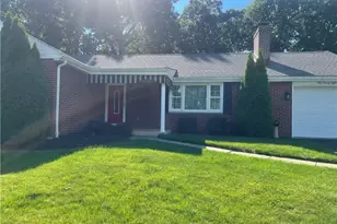 128 White Oak Dr, Butler, PA 16001 - Photo 1
