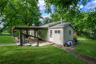411 Harmony Rd, Baden, PA 15005 - Photo 21
