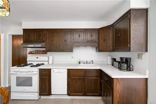 411 Harmony Rd, Baden, PA 15005 - Photo 9