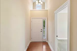 3103 Ambassador Ln, Adams Township, PA 16059 - Photo 3