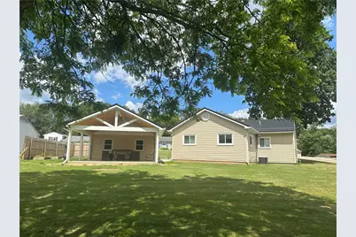 112 Rolling Hills Drive, Center Township, PA 15061 - Photo 11