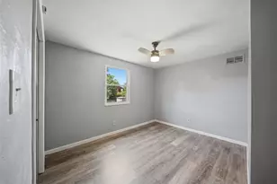553 Indus St, Pittsburgh, PA 15207 - Photo 15