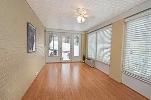 461 Sleepy Hollow Rd, Pittsburgh, PA 15228 - Photo 9