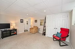 461 Sleepy Hollow Rd, Pittsburgh, PA 15228 - Photo 15