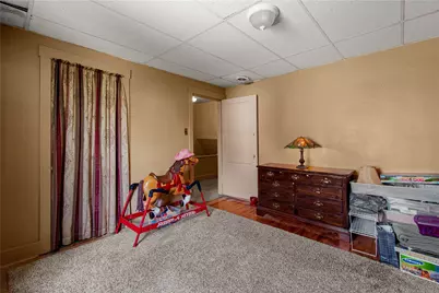 1227 Illinois Ave, Pittsburgh, PA 15216 - Photo 17