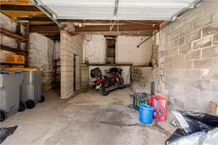 1227 Illinois Ave, Pittsburgh, PA 15216 - Photo 29