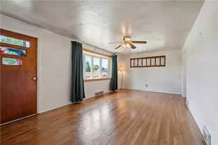 319 Saratoga Dr, Pittsburgh, PA 15236 - Photo 3