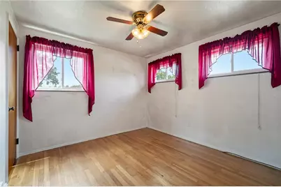 319 Saratoga Dr, Pittsburgh, PA 15236 - Photo 11