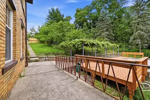 1715 Crosby Ave, Beechview, PA 15216 - Photo 25