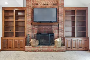 2450 Dogwood Dr, Pittsburgh, PA 15090 - Photo 21