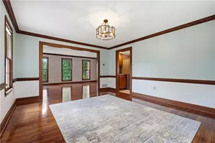 2450 Dogwood Dr, Pittsburgh, PA 15090 - Photo 11